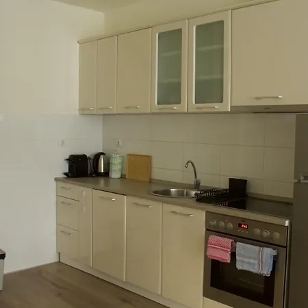 Aura - Lovely With Garage Parking *